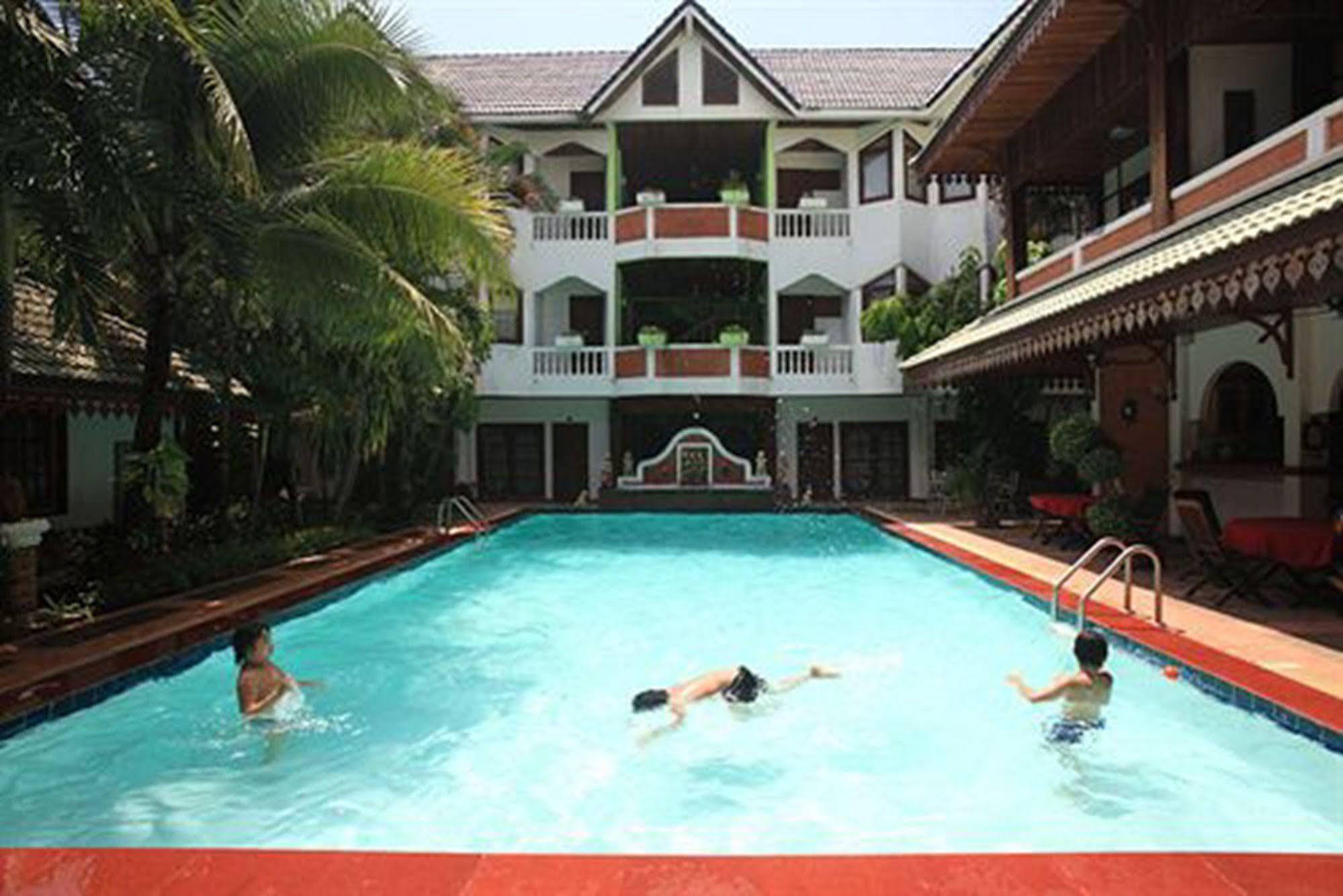 Vansana Vientiane Hotel Exterior photo